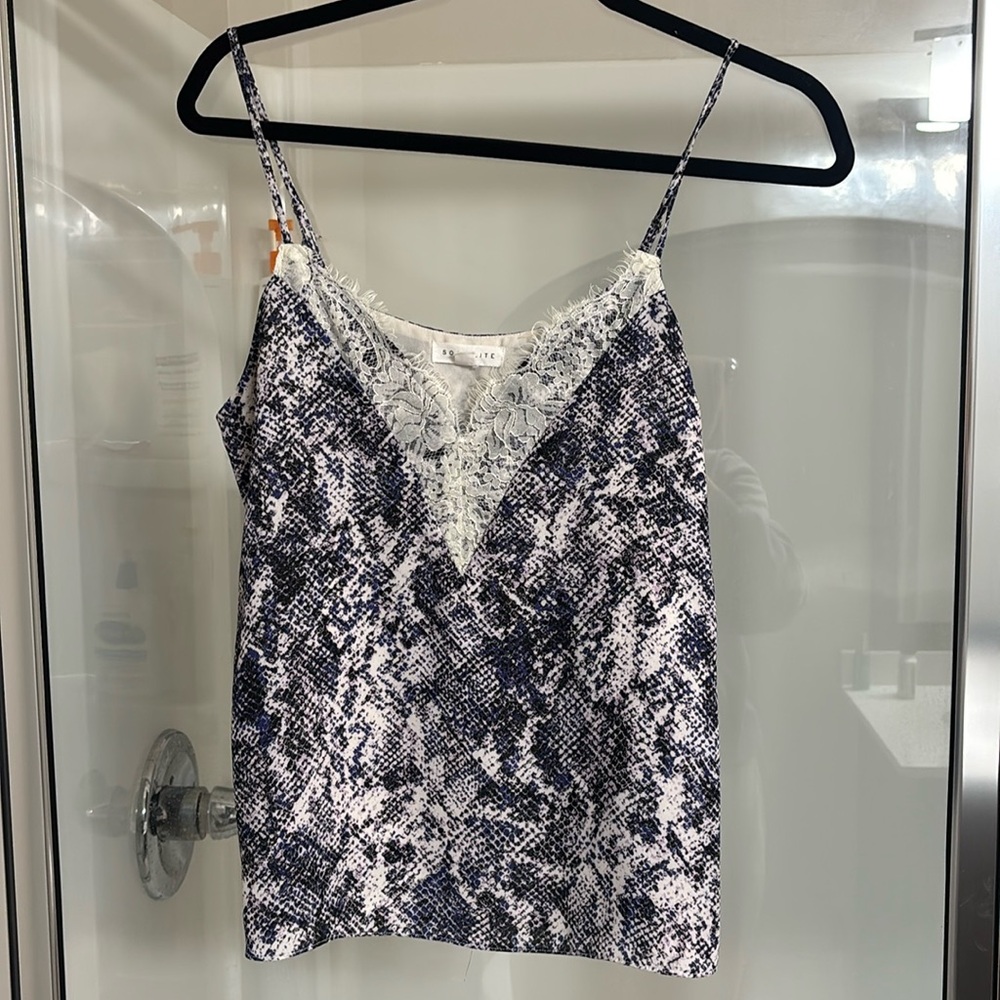 Socialite Women’s dressy cami tank navy lace snake print small
